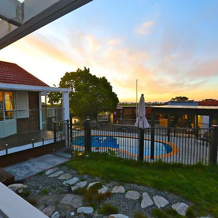 Holiday House In Totara Park 오클랜드 외부 사진